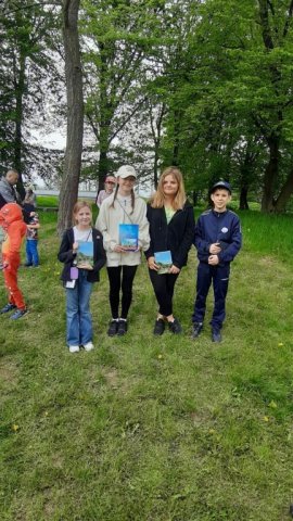 b_1024_768_0_00_images_2022_2023_SKKT_PTTK_rajd_maj_345904316_3376244599372488_7709868231617720053_n